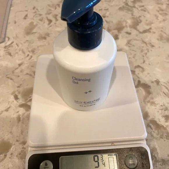 Trio Luxe Moisture Treatment and Cleansing Gel Set - Picture 7 of 8